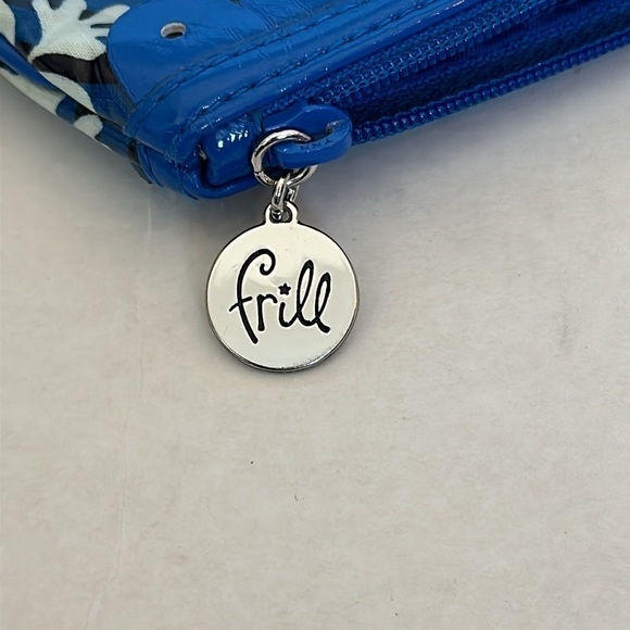 Vera Bradley frill blue make up bag NWOT - Picture 8 of 16